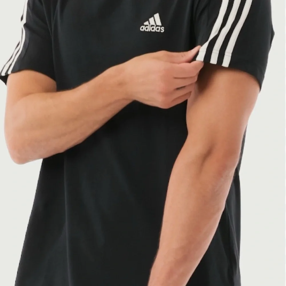 Adidas Black Short Sleeve Tee Classic Athletic Wear